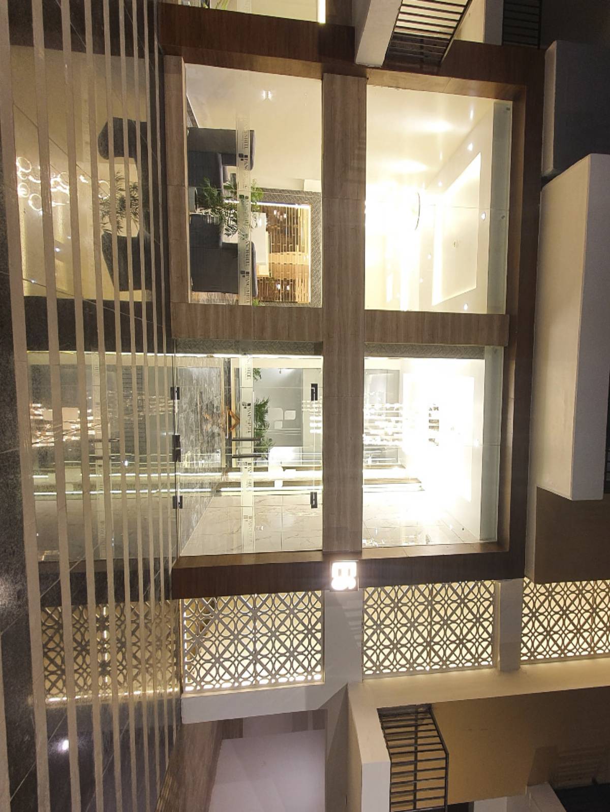 E6 Tower Lobby